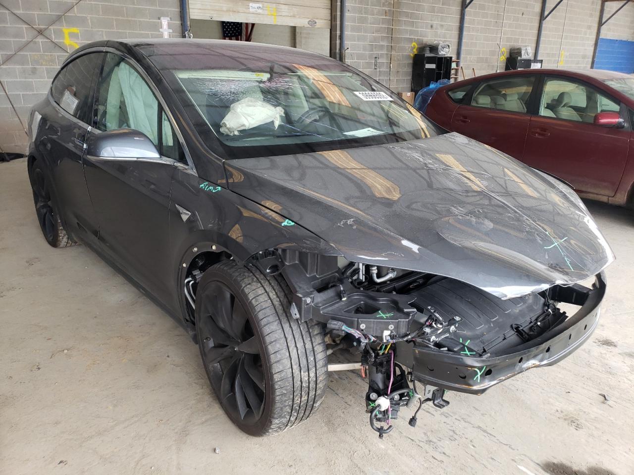 TESLA MODEL X 2017 with VIN 5YJXCAE20HF066356 - Photo from auction