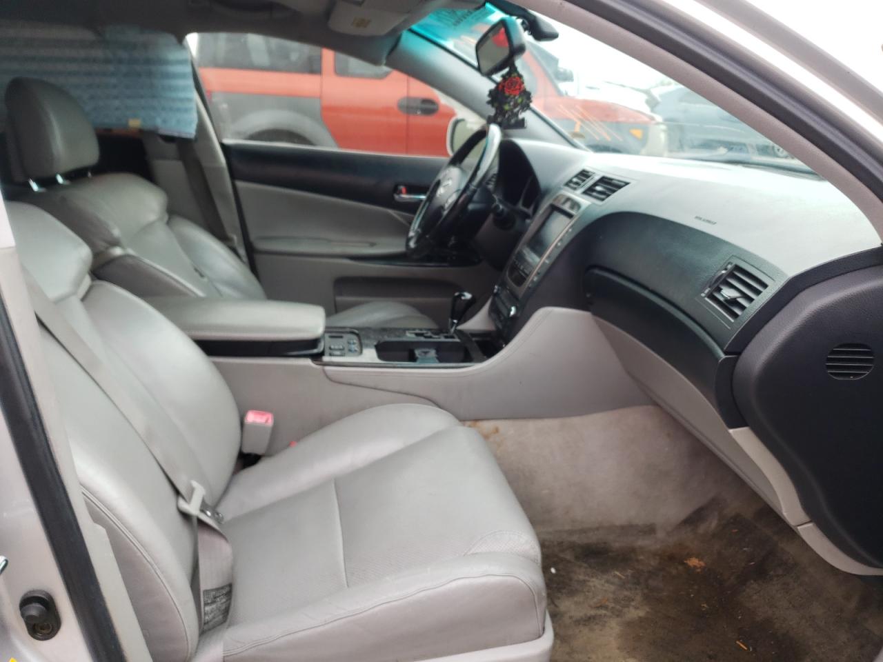 Photo 5 from auction – 2006 LEXUS GS 300 with VIN JTHBH96S365011177