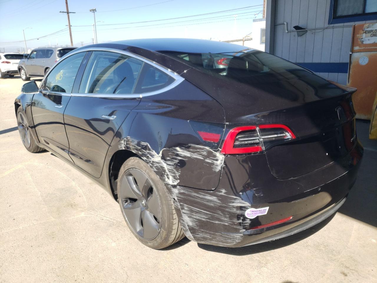 Photo 3 from auction – 2018 TESLA MODEL 3 with VIN 5YJ3E1EB6JF090949