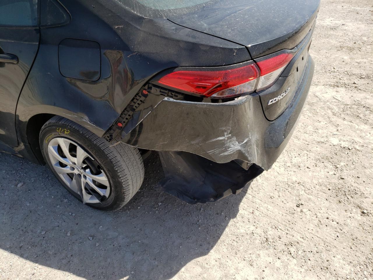 Photo 9 from auction – 2020 TOYOTA COROLLA LE with VIN 5YFEPRAEXLP106062