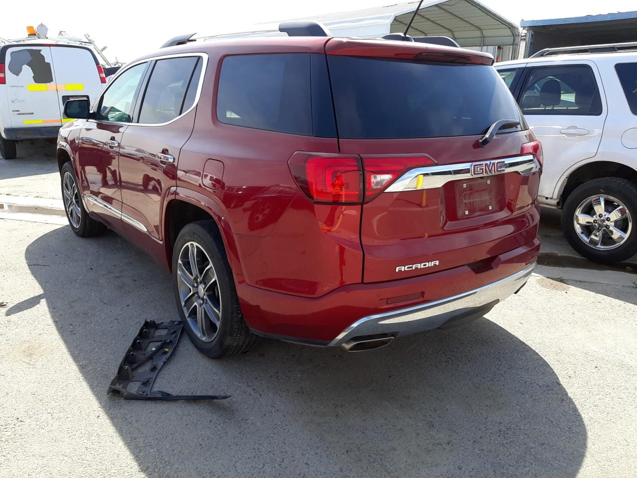 Photo 3 from auction – 2019 GMC ACADIA DEN with VIN 1GKKNPLSXKZ190313