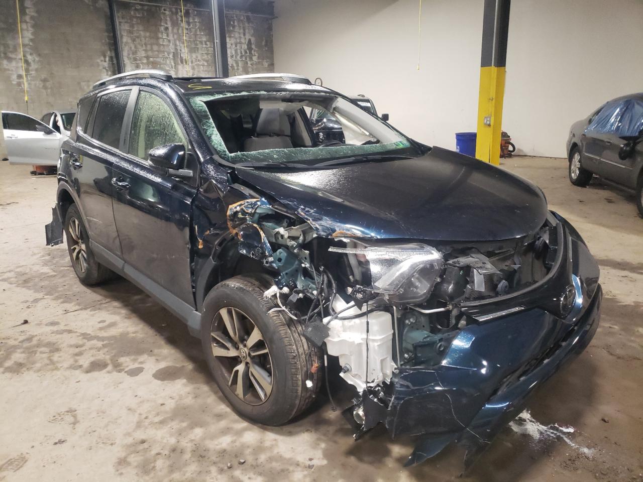 TOYOTA RAV4 ADVEN 2018 with VIN JTMRFREV0JJ236397 - Photo from auction