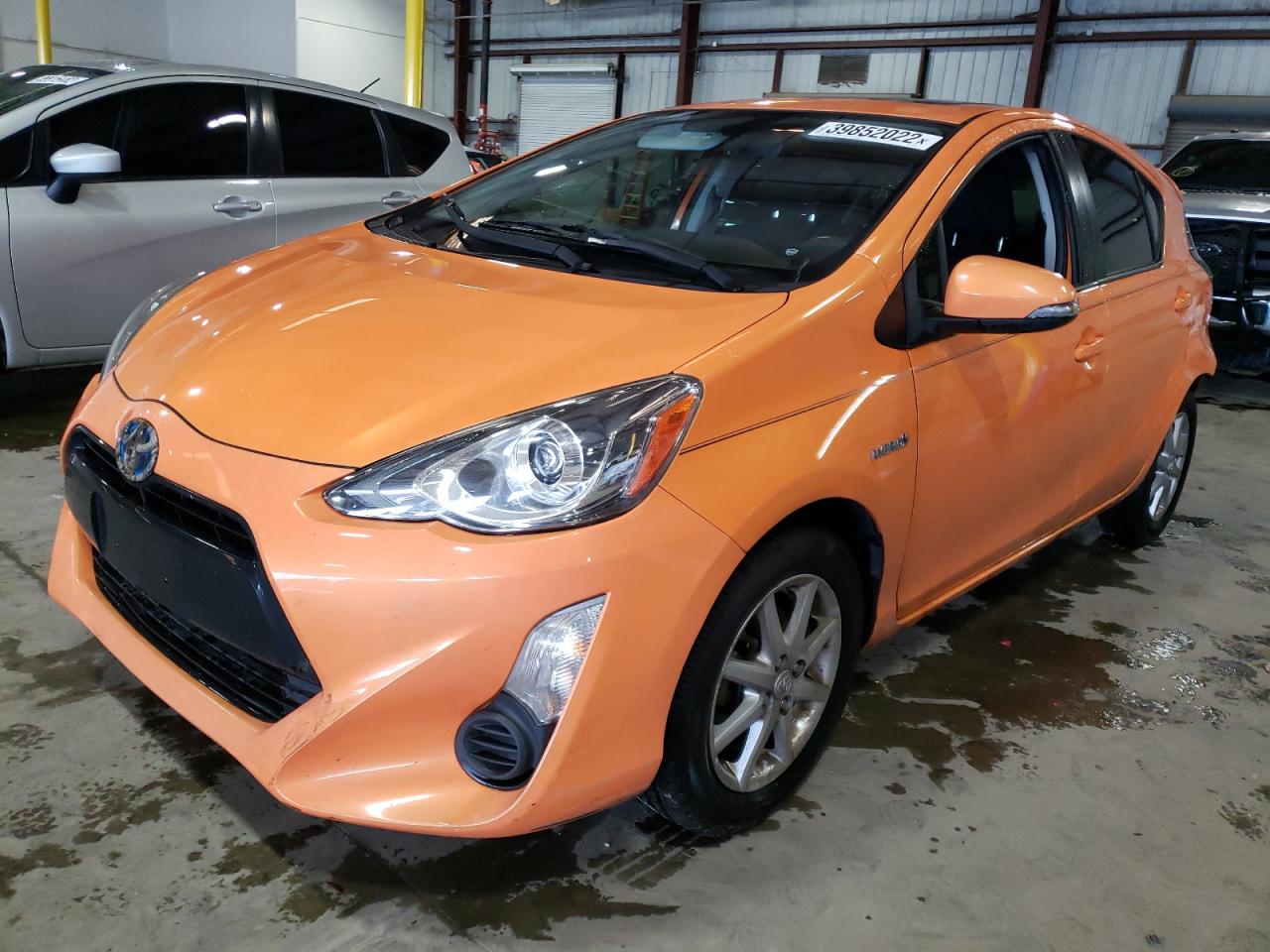 Photo 2 from auction – 2015 TOYOTA PRIUS C with VIN JTDKDTB36F1093549
