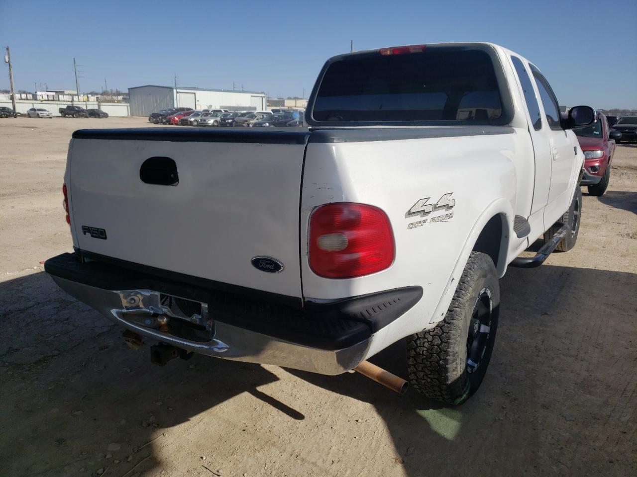 Photo 4 from auction – 1998 FORD F150 with VIN 1FTZX08W5WKB91164