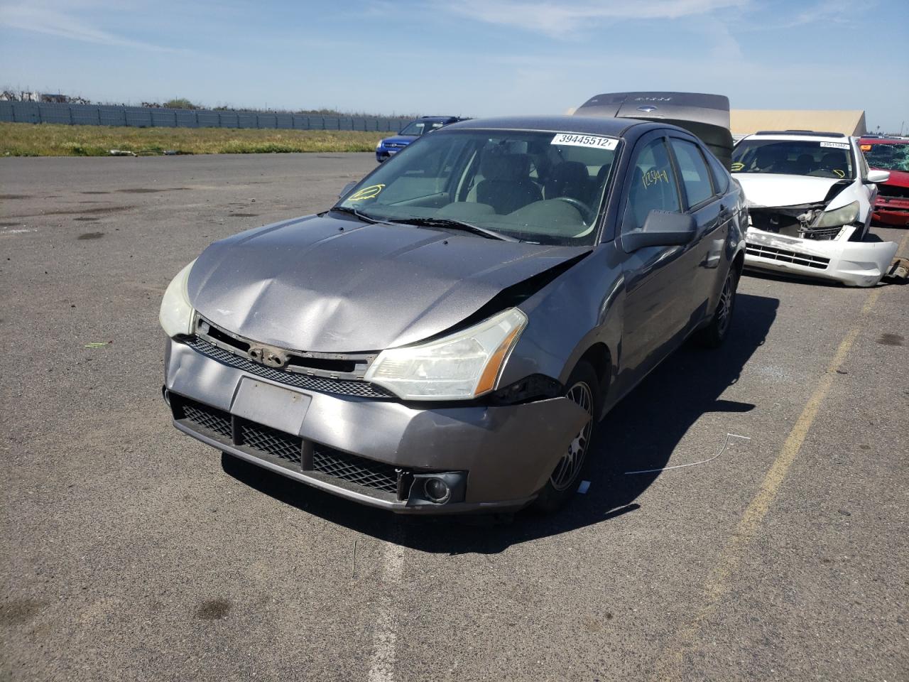 Photo 2 from auction – 2011 FORD FOCUS SE with VIN 1FAHP3FN2BW203139