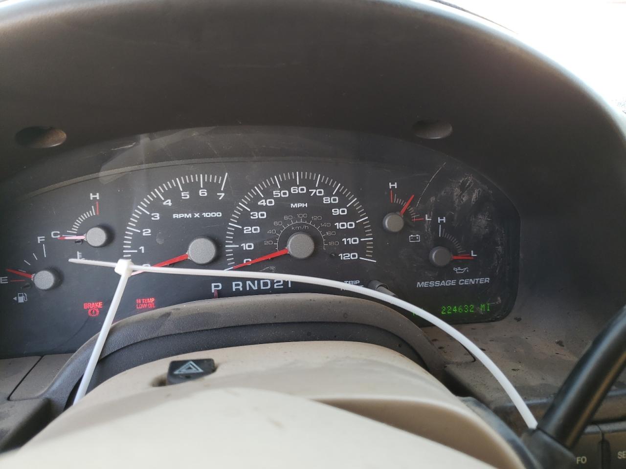Photo 8 from auction – 2003 FORD EXPEDITION with VIN 1FMFU18L73LB68915
