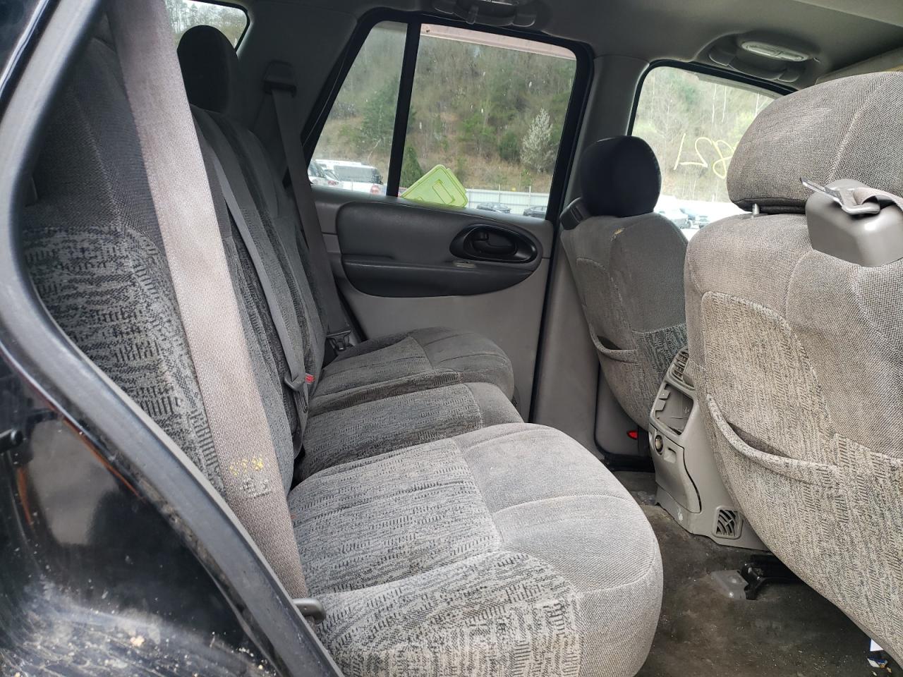 Photo 6 from auction – 2002 CHEVROLET TRAILBLAZE with VIN 1GNDS13SX22148282