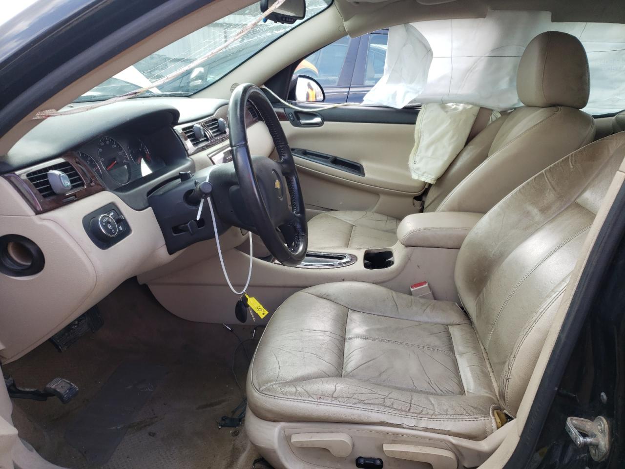 Photo 5 from auction – 2011 CHEVROLET IMPALA LT with VIN 2G1WG5EK5B1260472