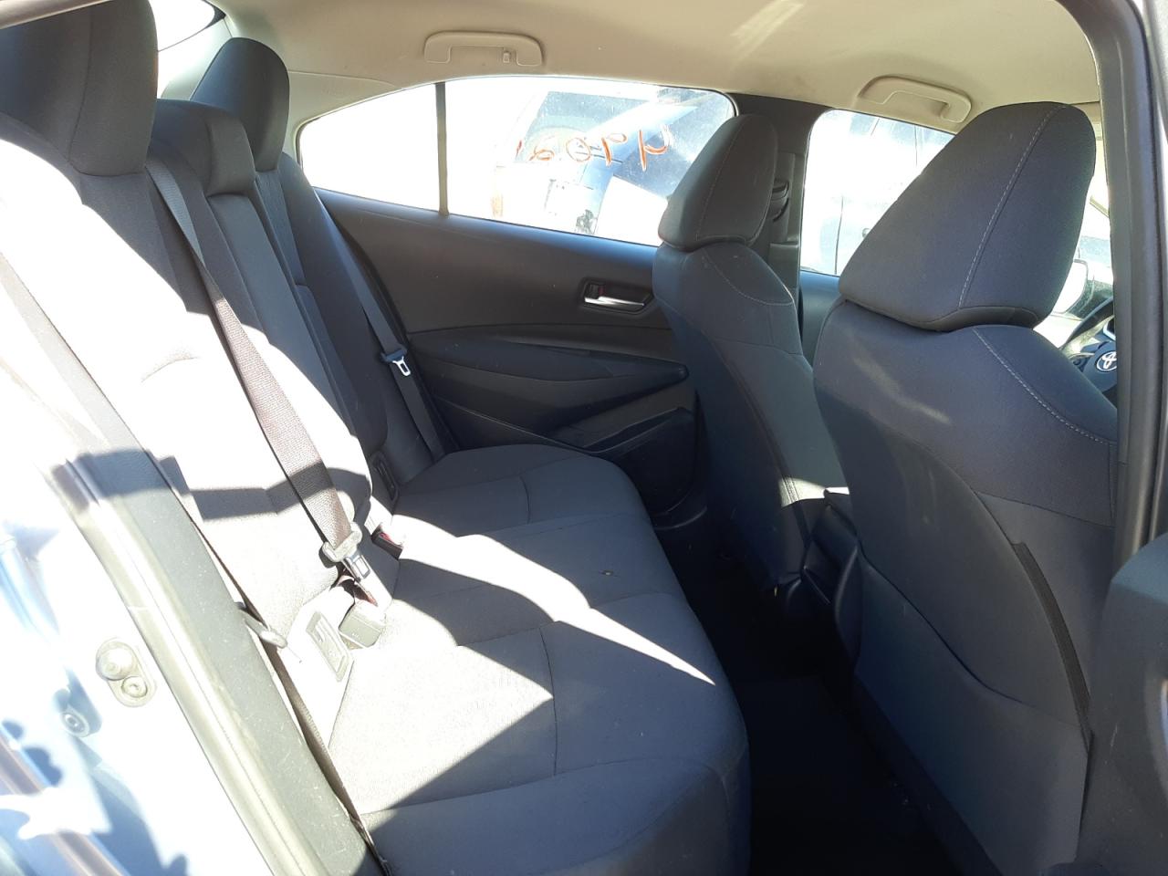 Photo 6 from auction – 2020 TOYOTA COROLLA LE with VIN 5YFEPRAE5LP098209