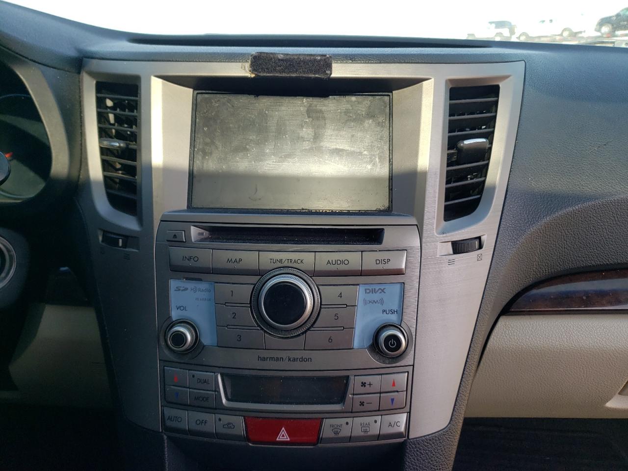 Photo 9 from auction – 2014 SUBARU LEGACY 2.5 with VIN 4S3BMBM66E3015518