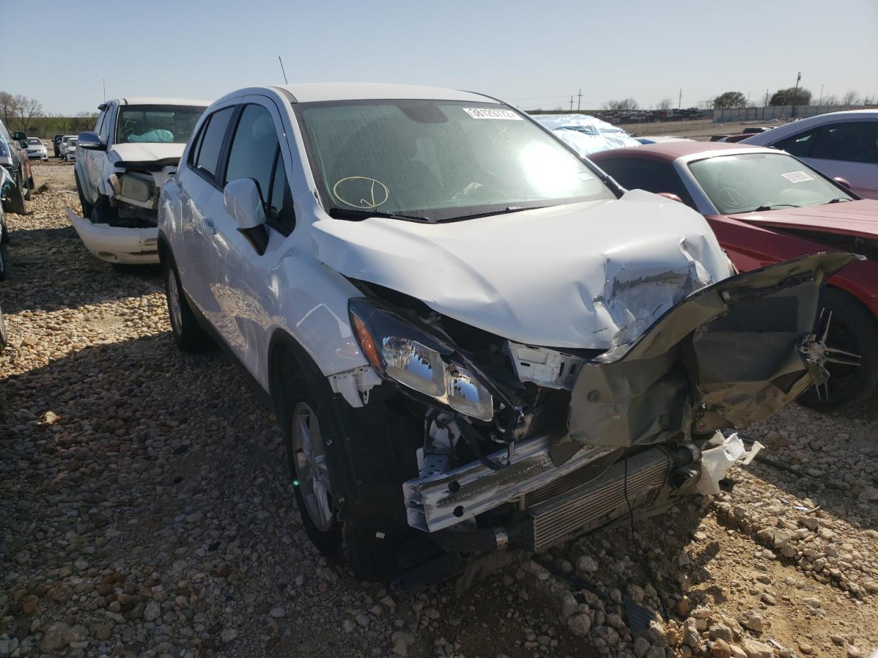 CHEVROLET TRAX LS 2020 with VIN KL7CJKSB3LB051180 - Photo from auction