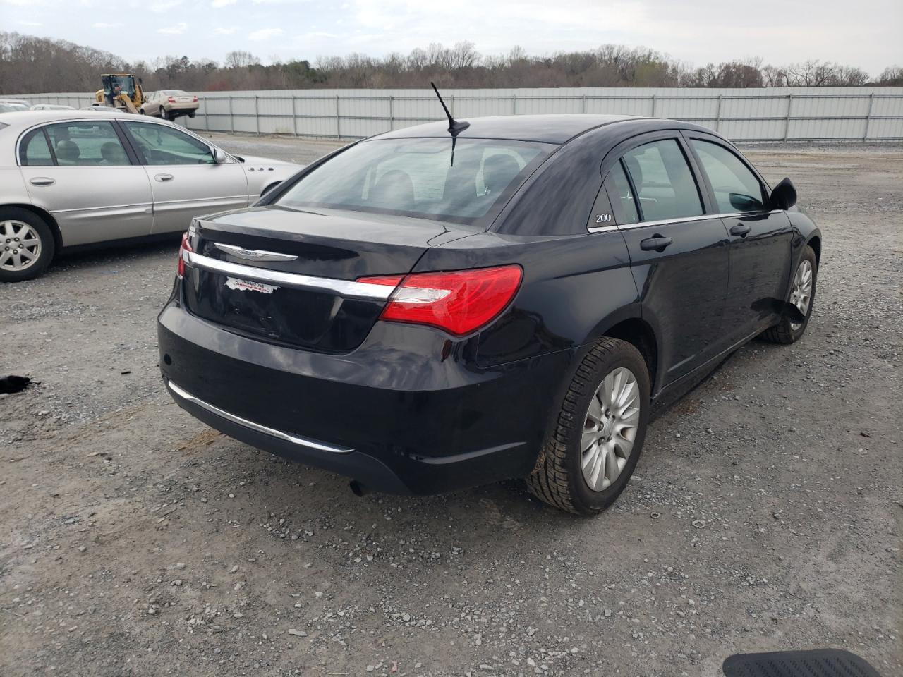 Photo 4 from auction – 2014 CHRYSLER 200 LX with VIN 1C3CCBAB7EN151285