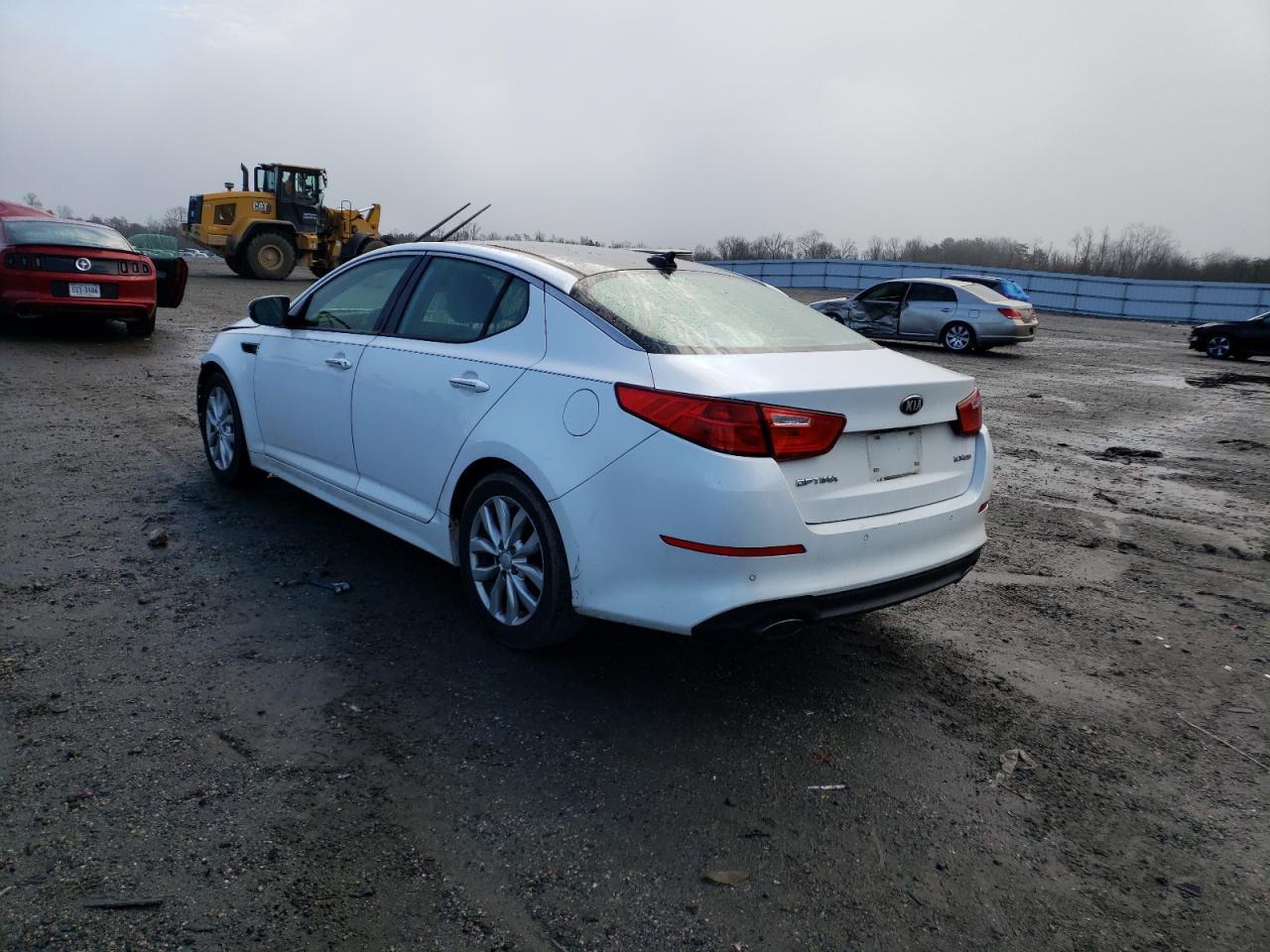 Foto 3 de la subasta – 2014 KIA OPTIMA EX con VIN 5XXGN4A72EG269786