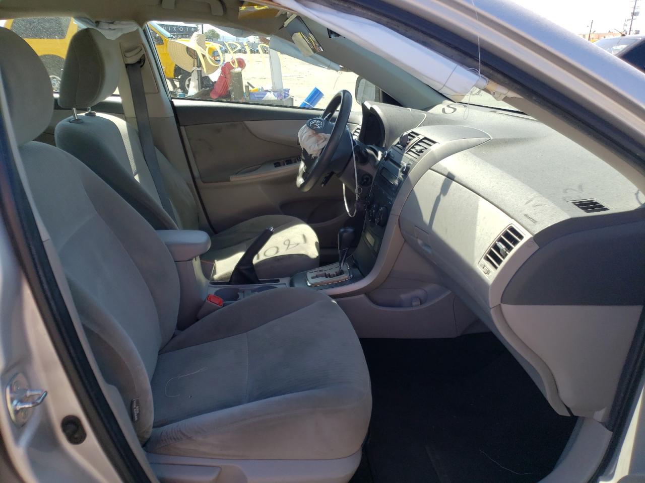 Photo 5 from auction – 2010 TOYOTA COROLLA AU with VIN 1NXBU4EE9AZ191433