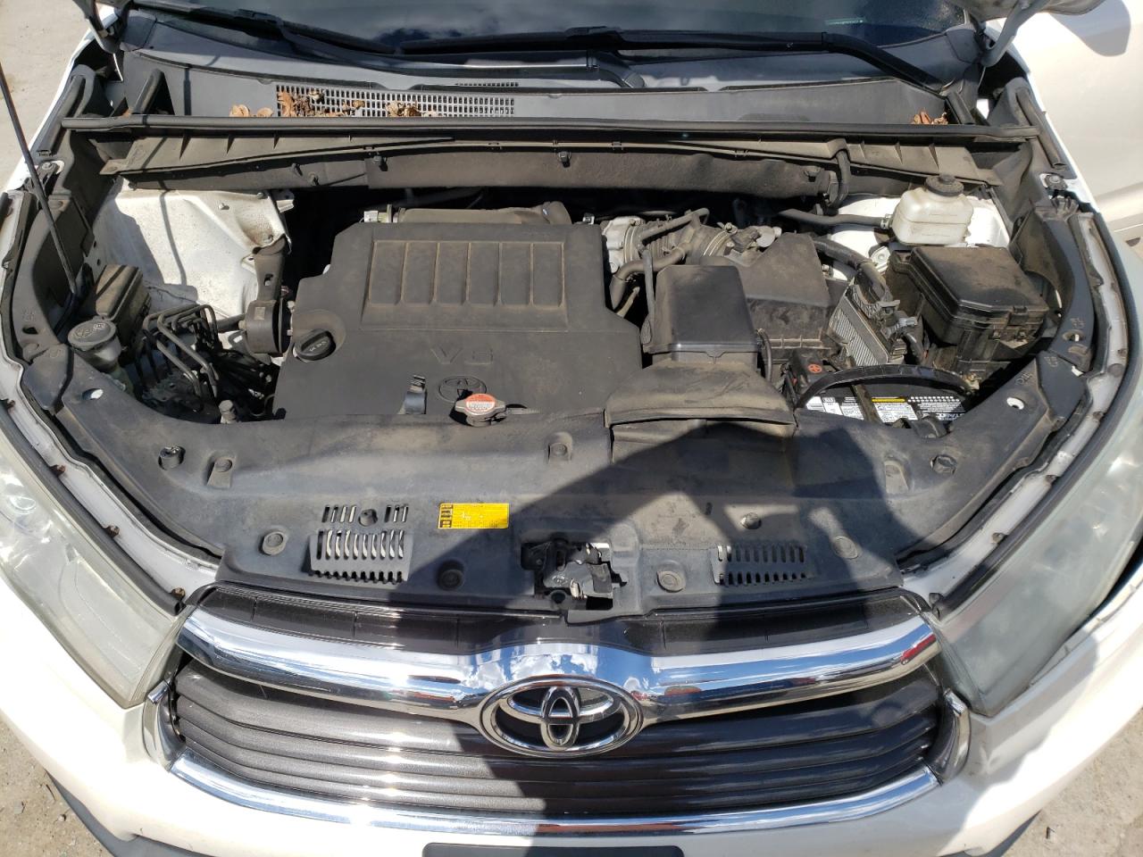 Фото 7 с аукциона – 2014 TOYOTA HIGHLANDER с VIN 5TDYKRFH8ES010407