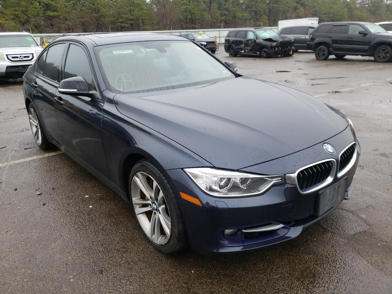BMW 335 XI 2013 with VIN WBA3B9C51DF585206 - Photo from auction