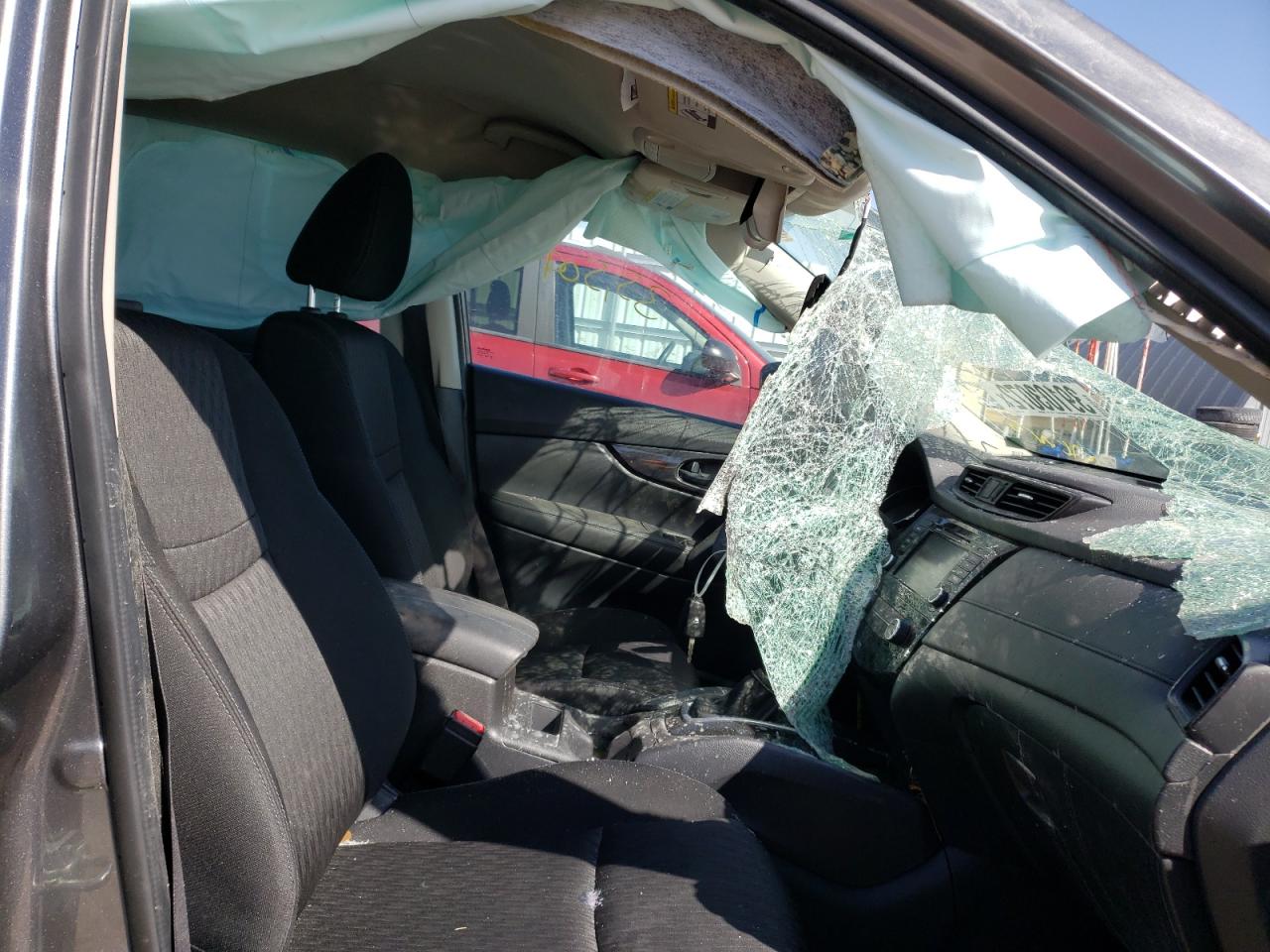 Photo 5 from auction – 2020 NISSAN ROGUE S with VIN KNMAT2MVXLP521753
