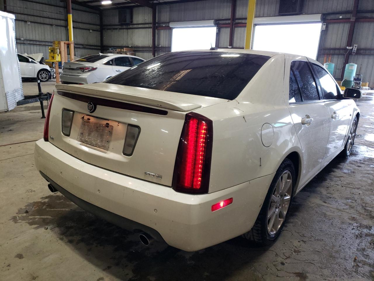 Photo 4 from auction – 2007 CADILLAC STS with VIN 1G6DW677370140272