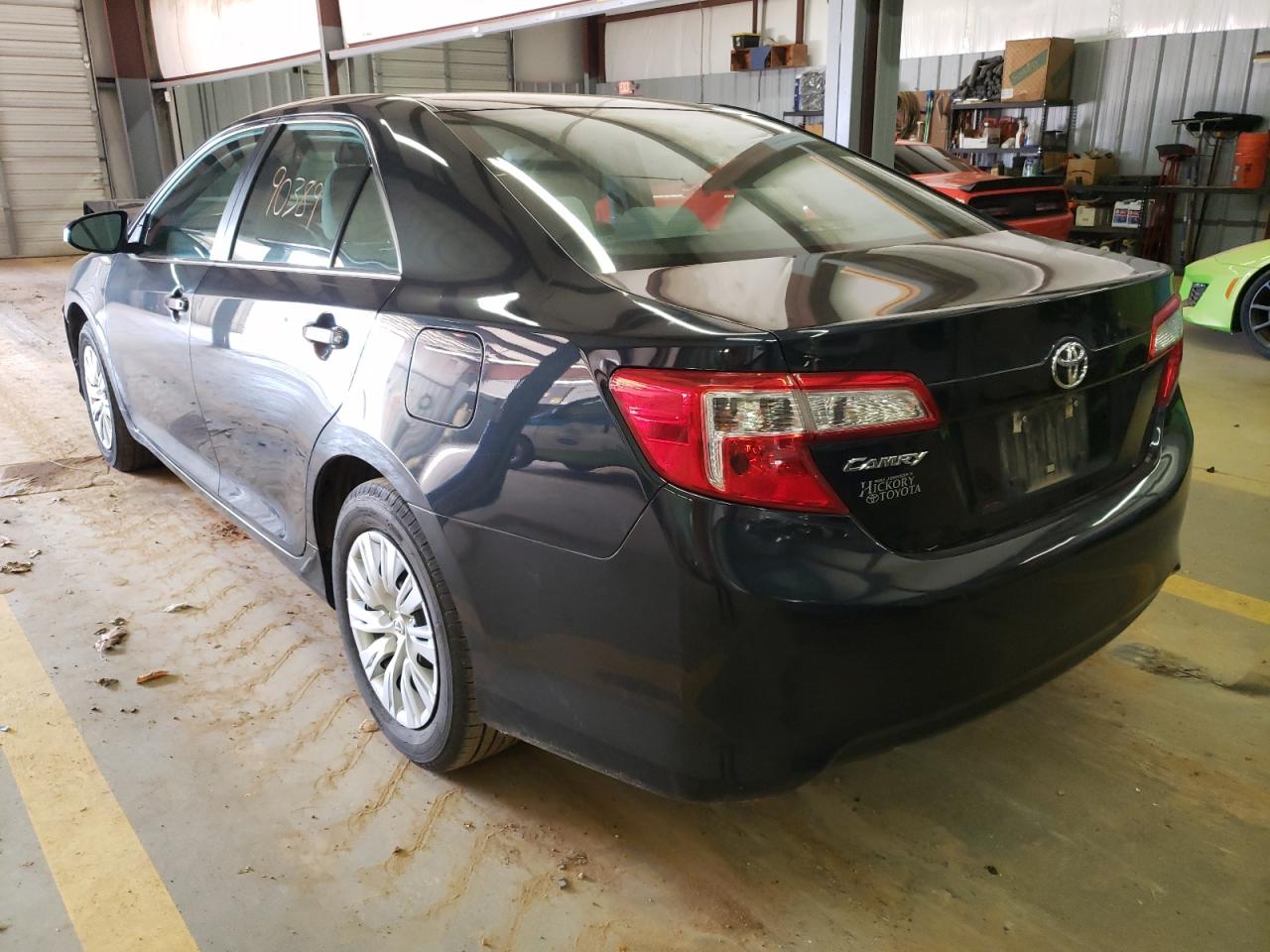 Photo 3 from auction – 2013 TOYOTA CAMRY L with VIN 4T1BF1FK6DU683371
