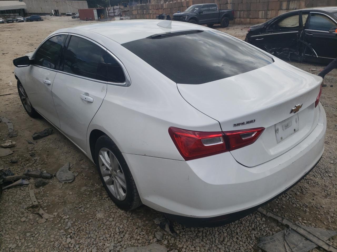Photo 3 from auction – 2018 CHEVROLET MALIBU LT with VIN 1G1ZD5ST7JF134835