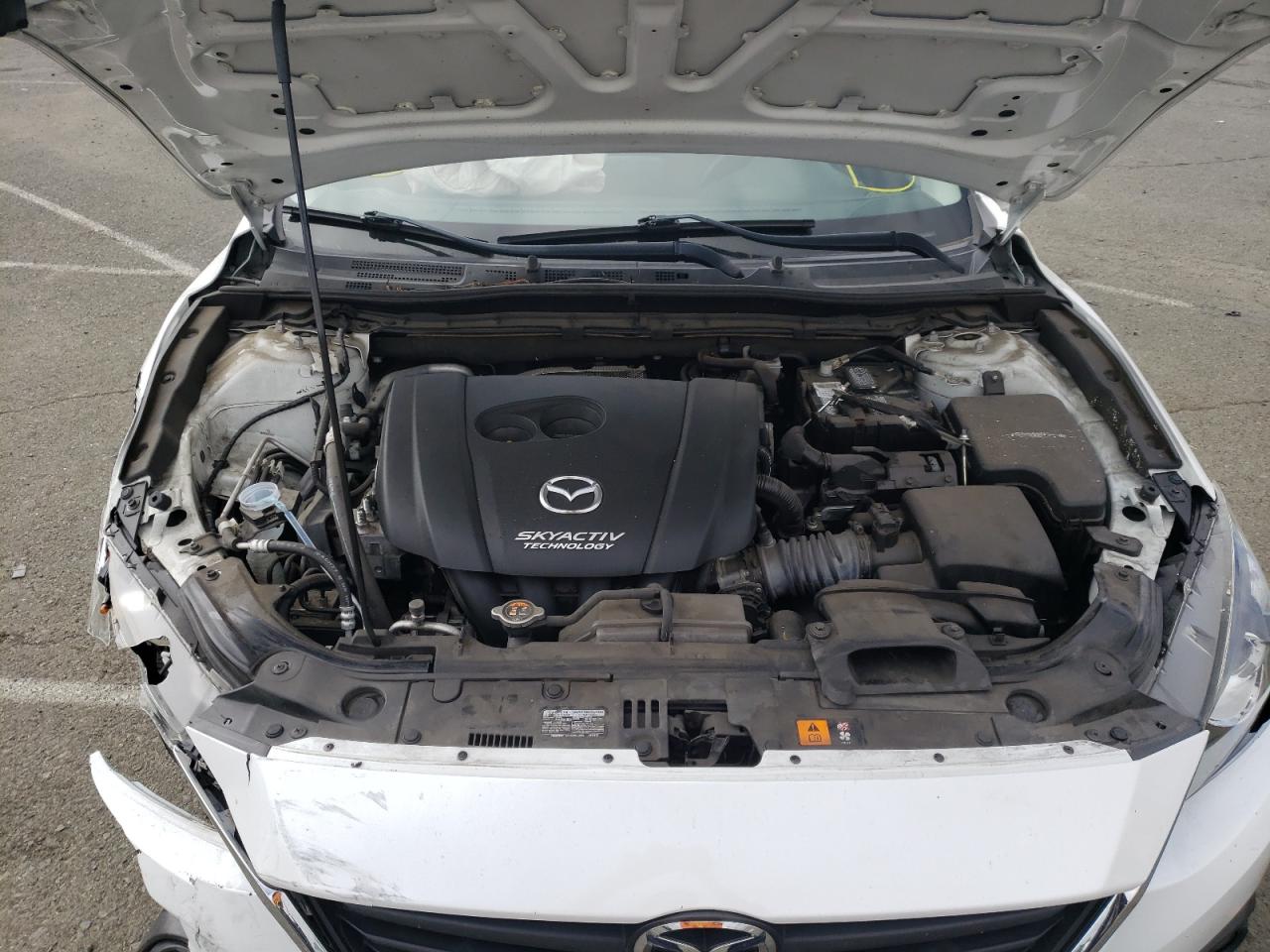 Photo 7 from auction – 2015 MAZDA 3 TOURING with VIN JM1BM1V70F1263052