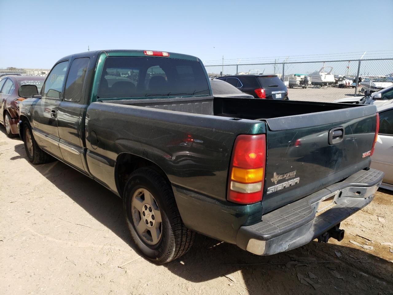 Photo 3 from auction – 2003 GMC SIERRA 150 with VIN 2GTEC19T831403071