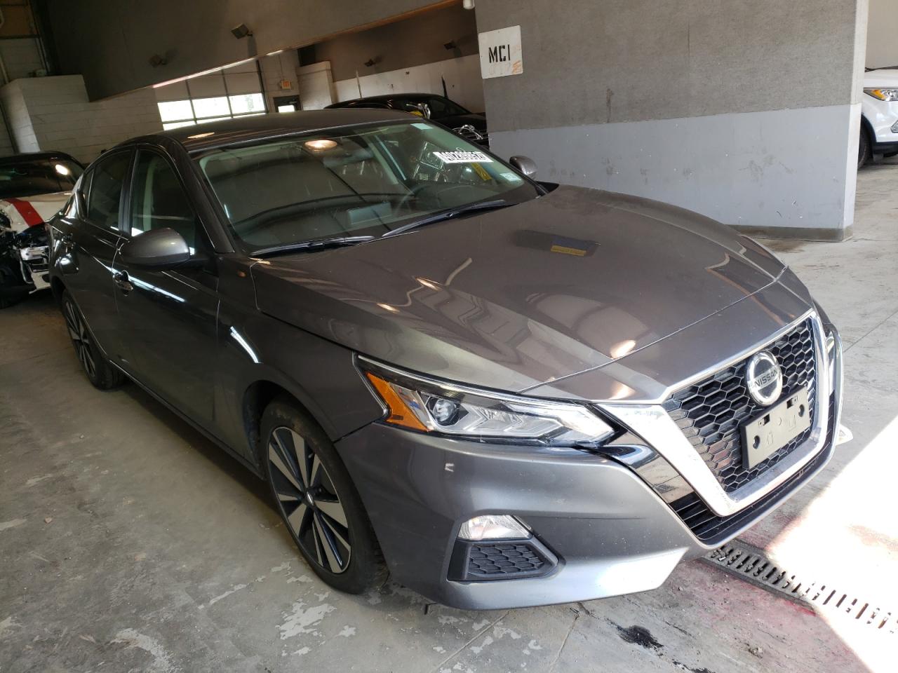 NISSAN ALTIMA SV 2021 with VIN 1N4BL4DV0MN365502 - Photo from auction