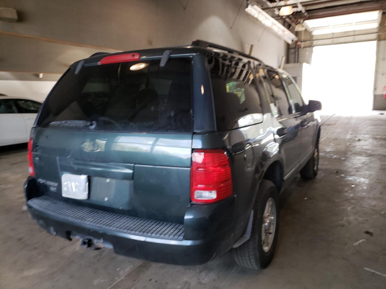Photo 4 from auction – 2004 FORD EXPLORER X with VIN 1FMDU73K54UB27803