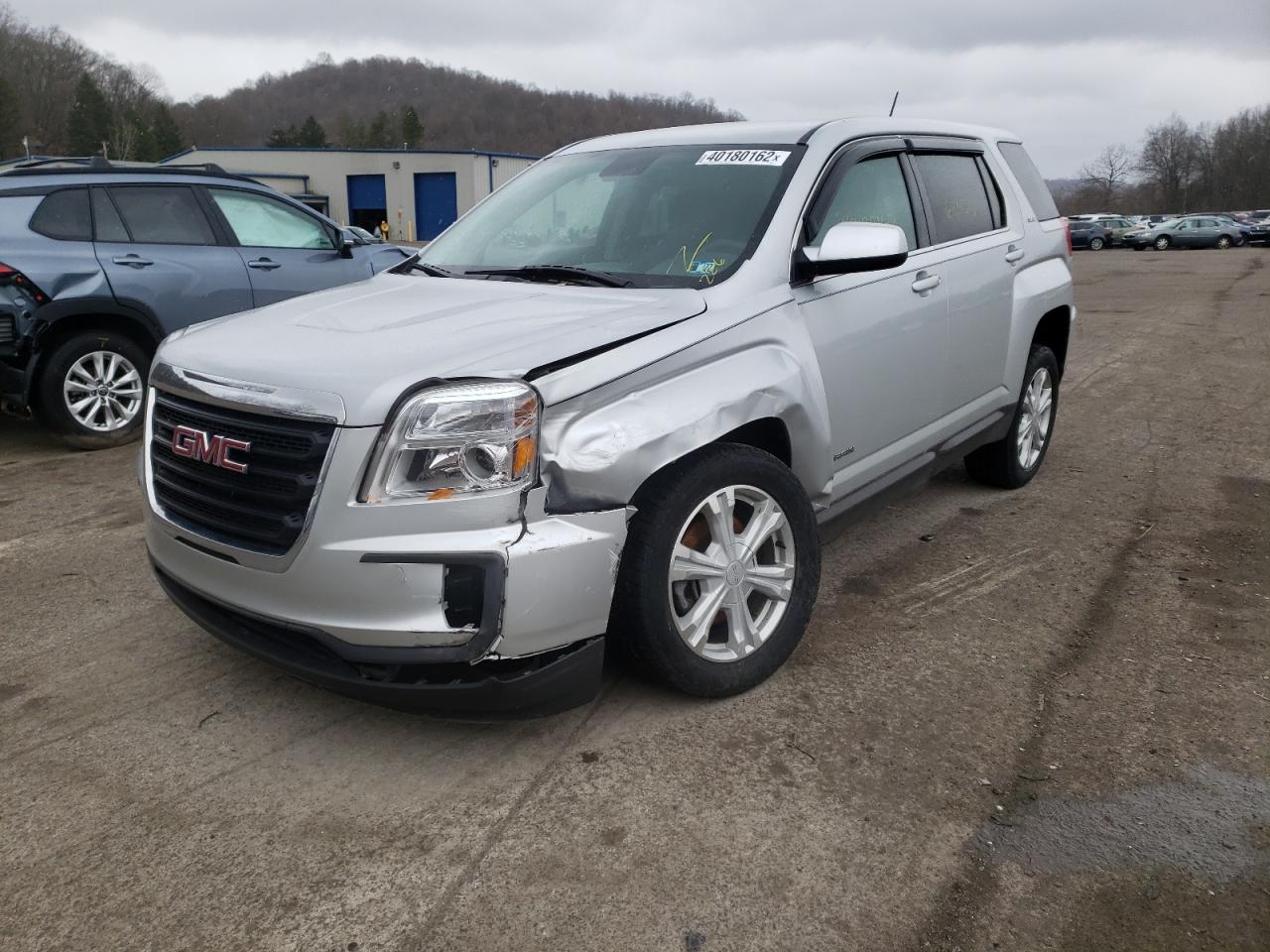 Photo 2 from auction – 2017 GMC TERRAIN SL with VIN 2GKFLSEK6H6286659