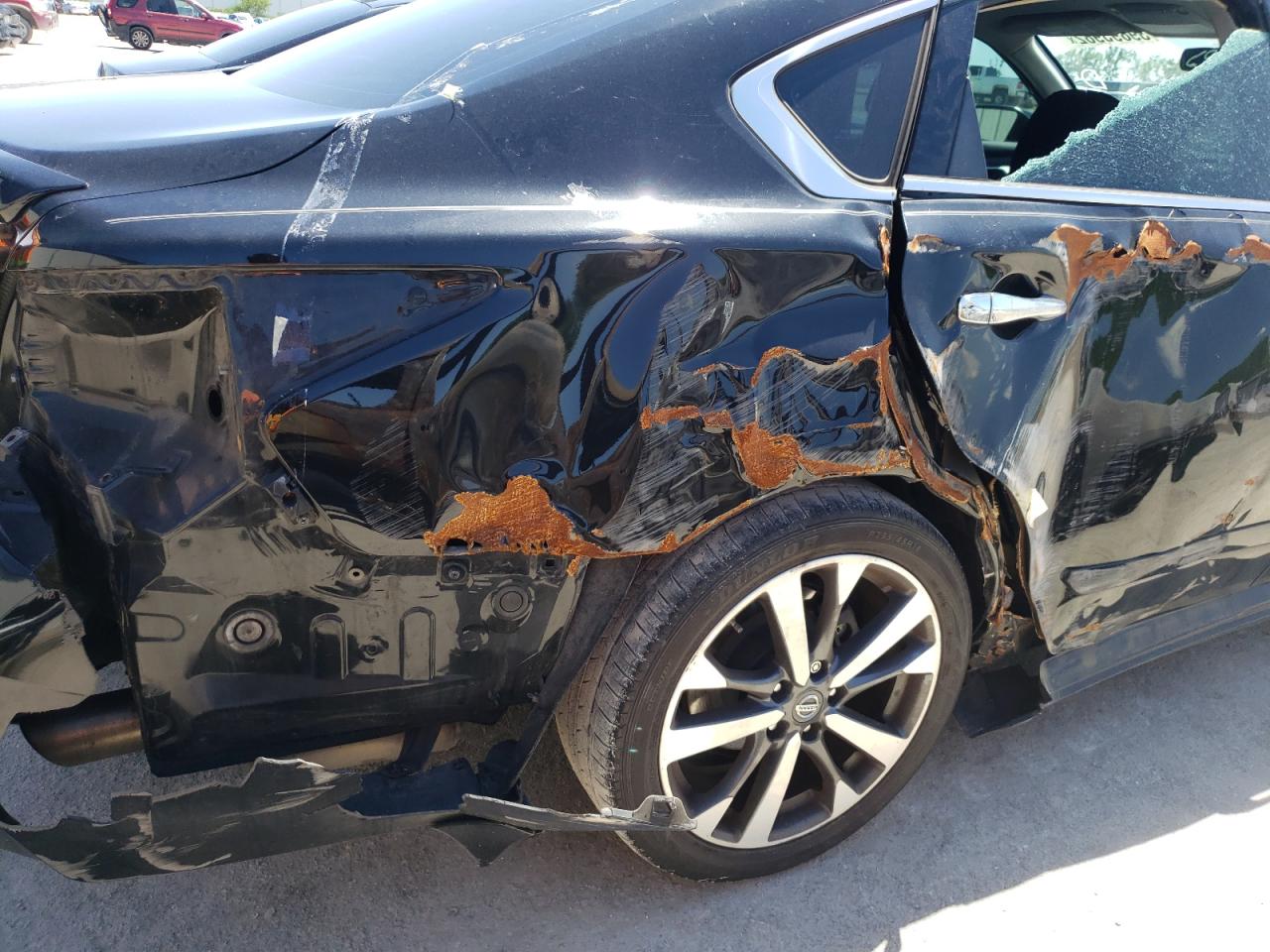 Photo 9 from auction – 2017 NISSAN ALTIMA 2.5 with VIN 1N4AL3AP3HC142576