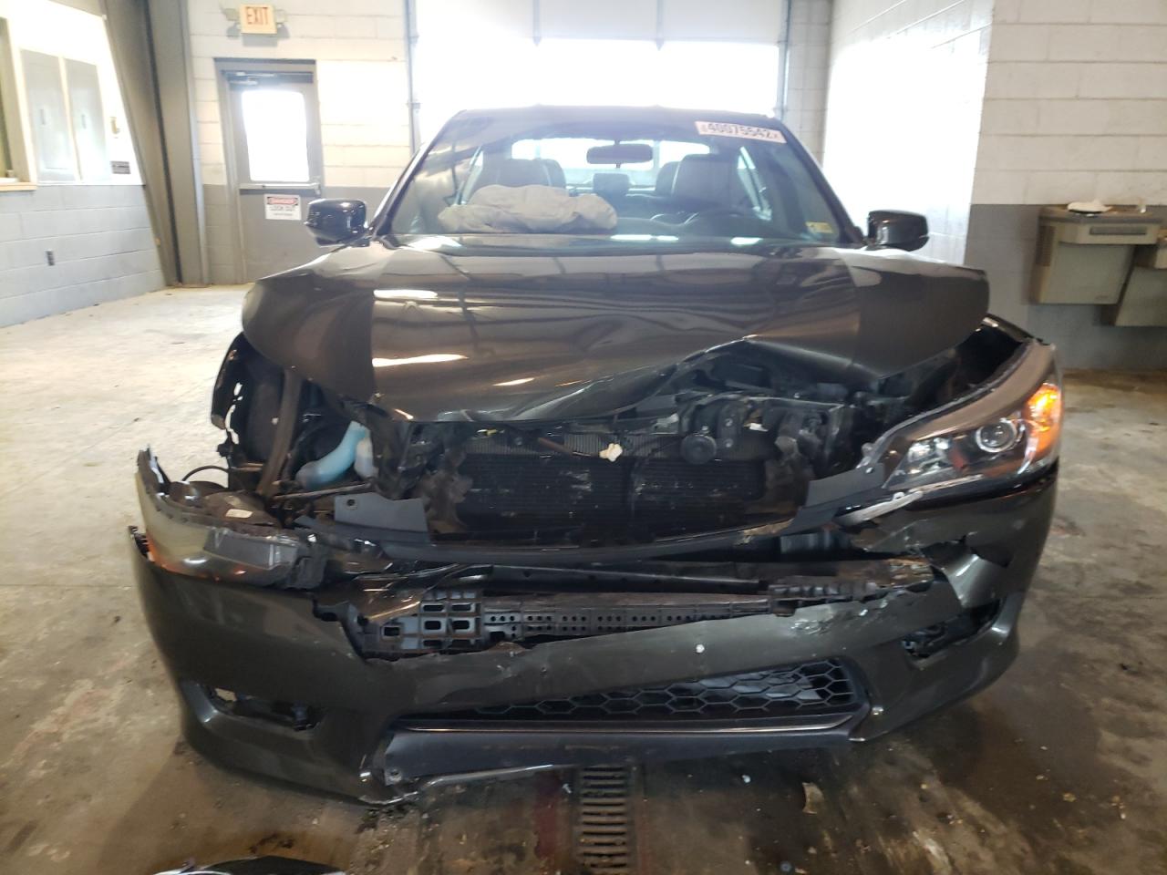 Photo 9 from auction – 2015 HONDA ACCORD EX with VIN 1HGCR2F70FA113678