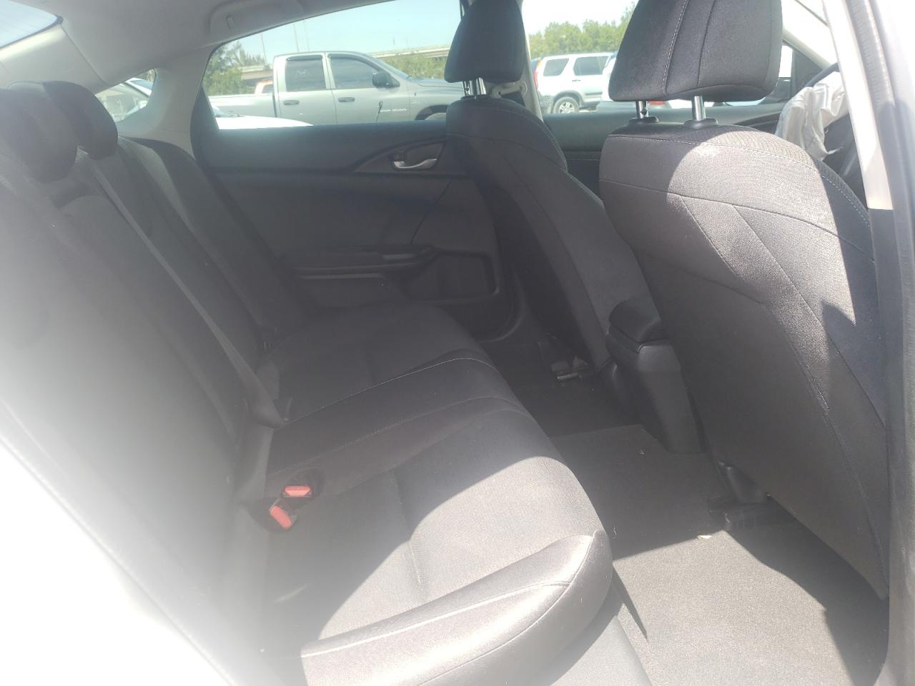 Photo 6 from auction – 2020 HONDA INSIGHT EX with VIN 19XZE4F53LE008852