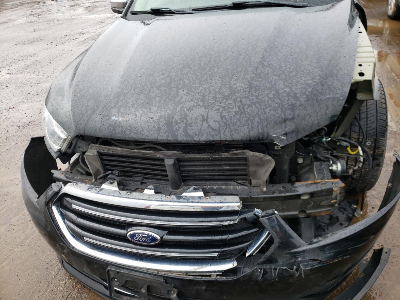Photo 9 from auction – 2015 FORD TAURUS LIM with VIN 1FAHP2F89FG171441