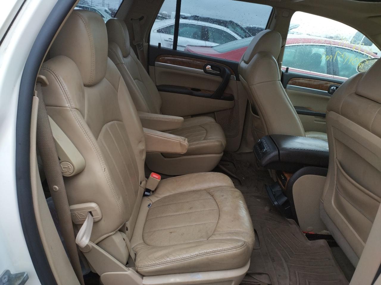 Photo 6 from auction – 2008 BUICK ENCLAVE CX with VIN 5GAEV23718J164778