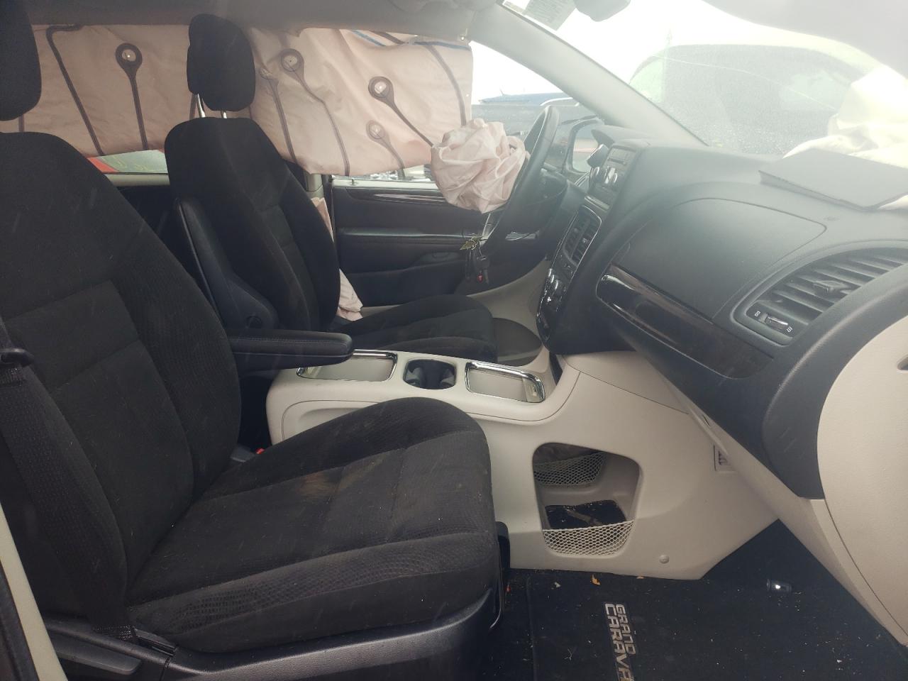 Photo 5 from auction – 2016 DODGE GRAND CARA with VIN 2C4RDGCG1GR134822