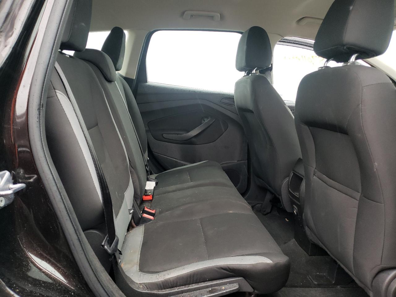 Photo 6 from auction – 2013 FORD ESCAPE S with VIN 1FMCU0F76DUA80176