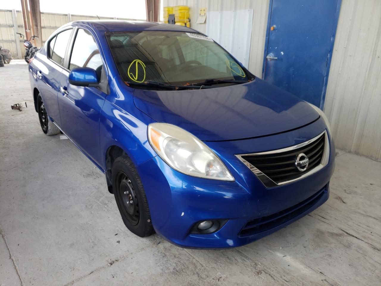 NISSAN VERSA S 2013 with VIN 3N1CN7AP5DL893104 - Photo from auction