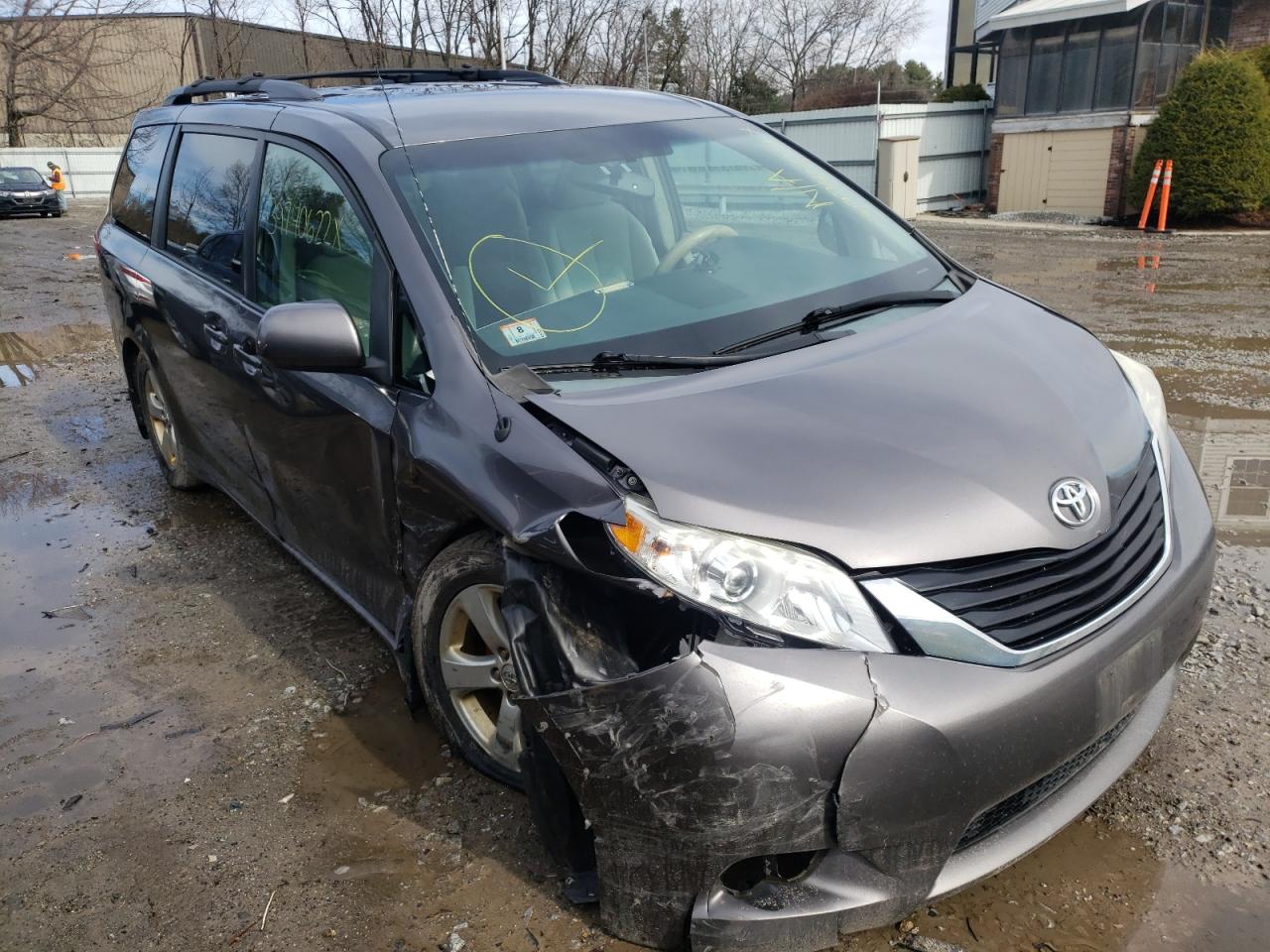 TOYOTA SIENNA LE 2012 with VIN 5TDKK3DC6CS273633 - Photo from auction
