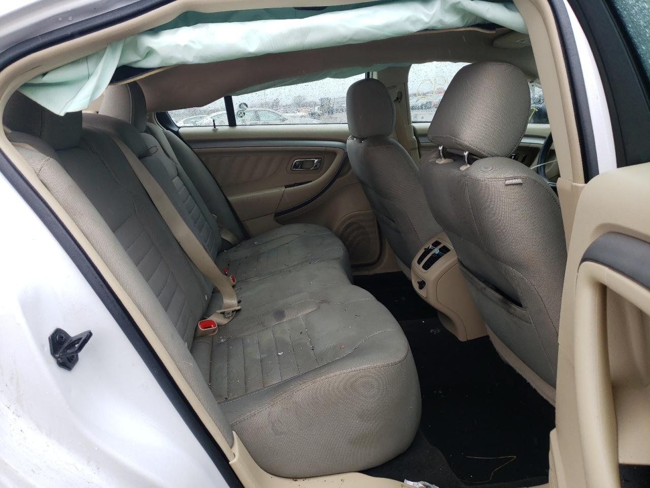 Photo 6 from auction – 2015 FORD TAURUS SE with VIN 1FAHP2D84FG119587