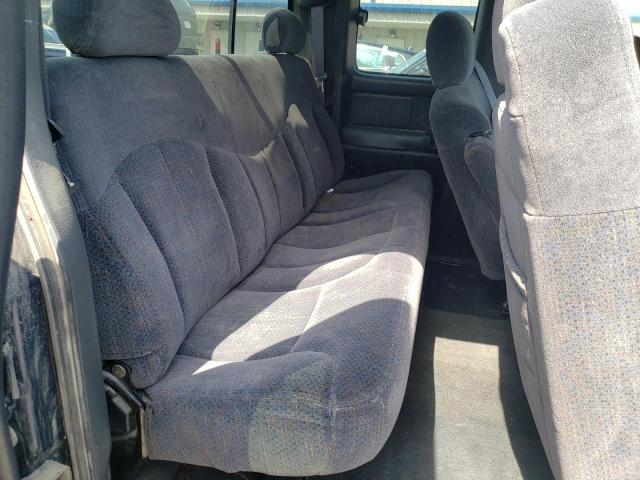 Photo 6 from auction – 1999 CHEVROLET SILVERADO with VIN 1GCEK19V6XE216100
