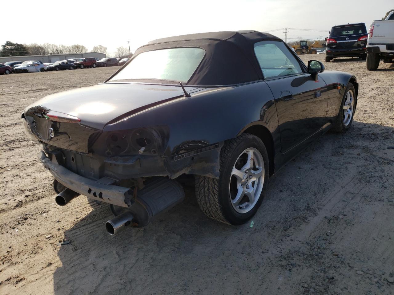Photo 4 from auction – 2000 HONDA S2000 with VIN JHMAP1147YT008273