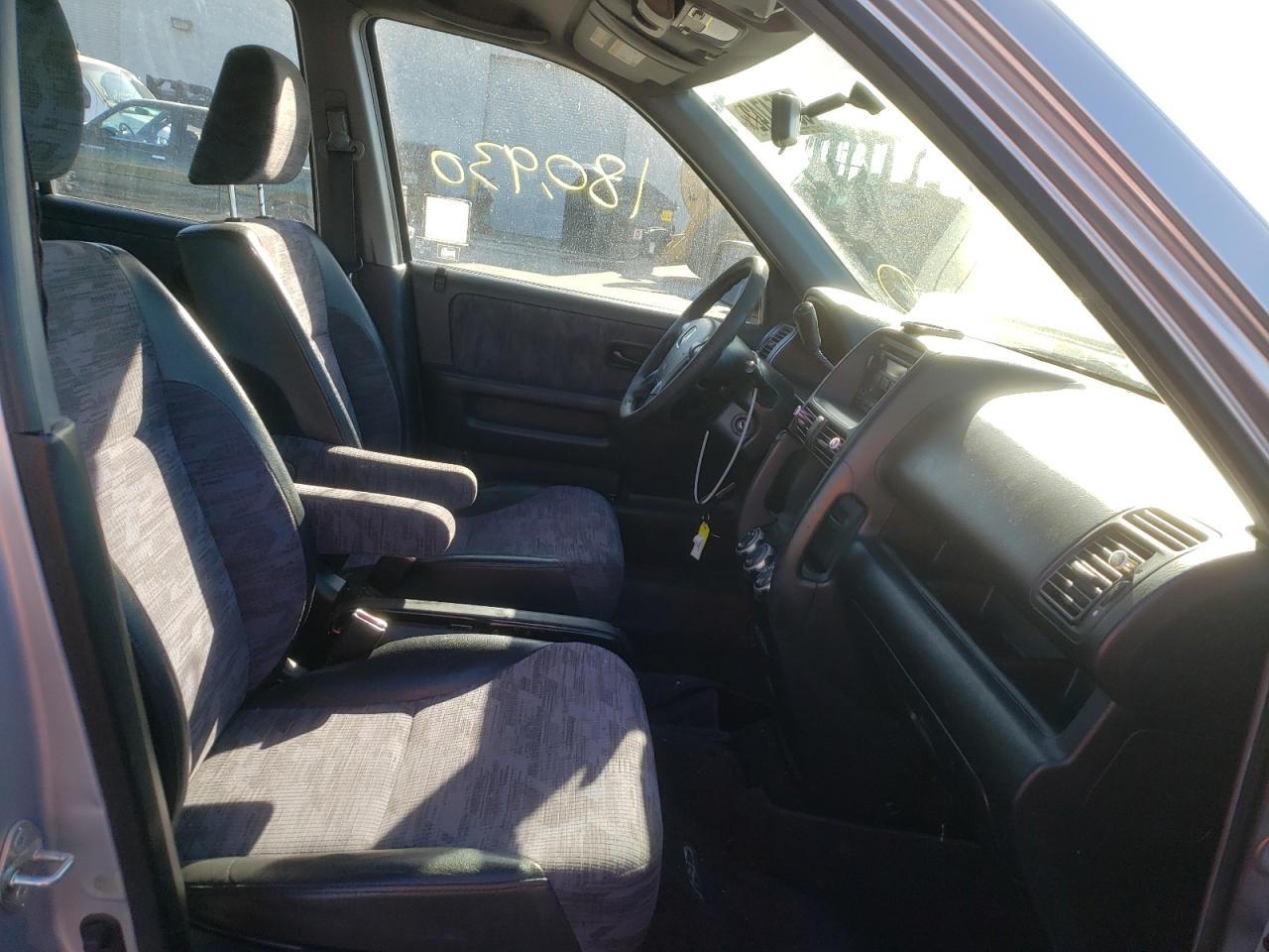 Photo 5 from auction – 2003 HONDA CR-V LX with VIN JHLRD68493C011302