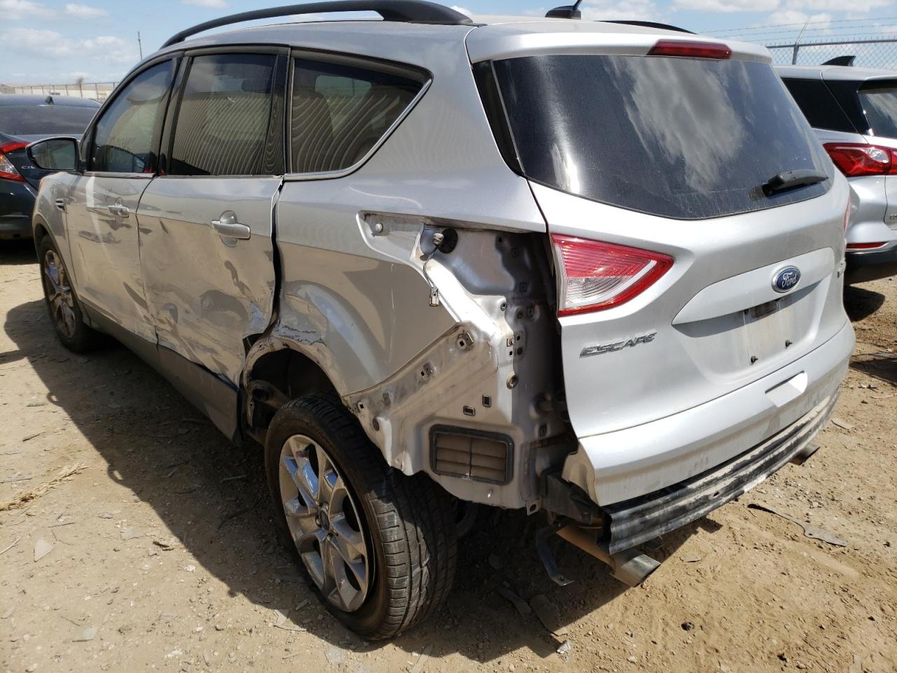 Photo 3 from auction – 2015 FORD ESCAPE SE with VIN 1FMCU0GX3FUB04998