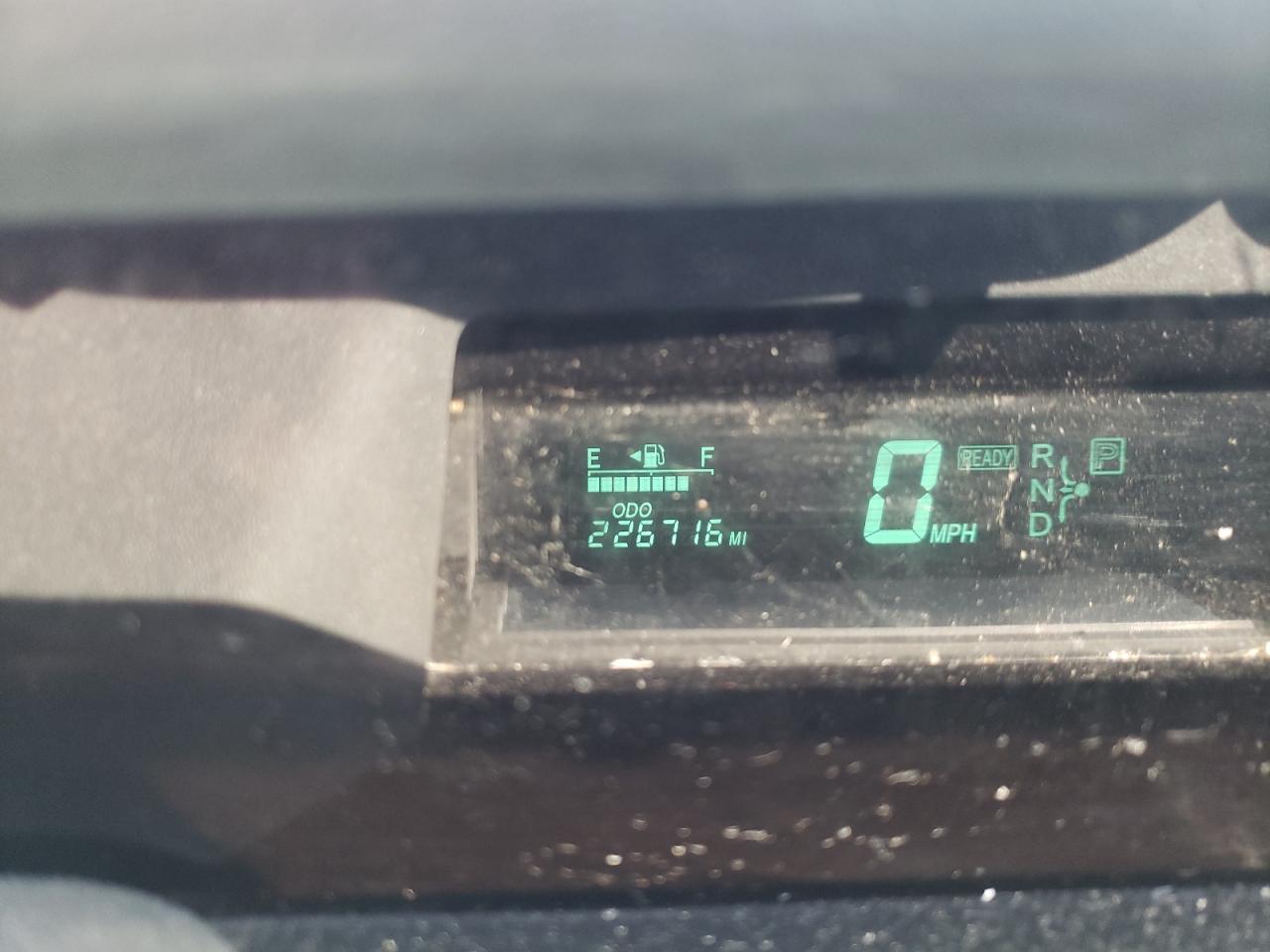 Photo 8 from auction – 2005 TOYOTA PRIUS with VIN JTDKB20U753045895