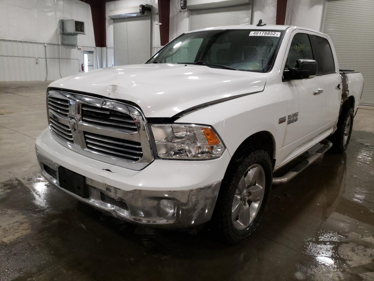 Photo 2 from auction – 2017 RAM 1500 SLT with VIN 3C6RR7LT9HG564577