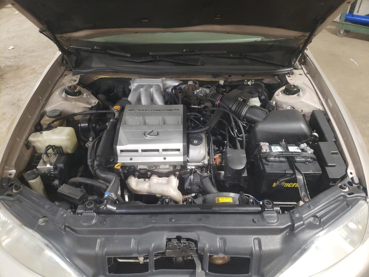 Photo 7 from auction – 1998 LEXUS ES300 with VIN JT8BF28GXW5038897