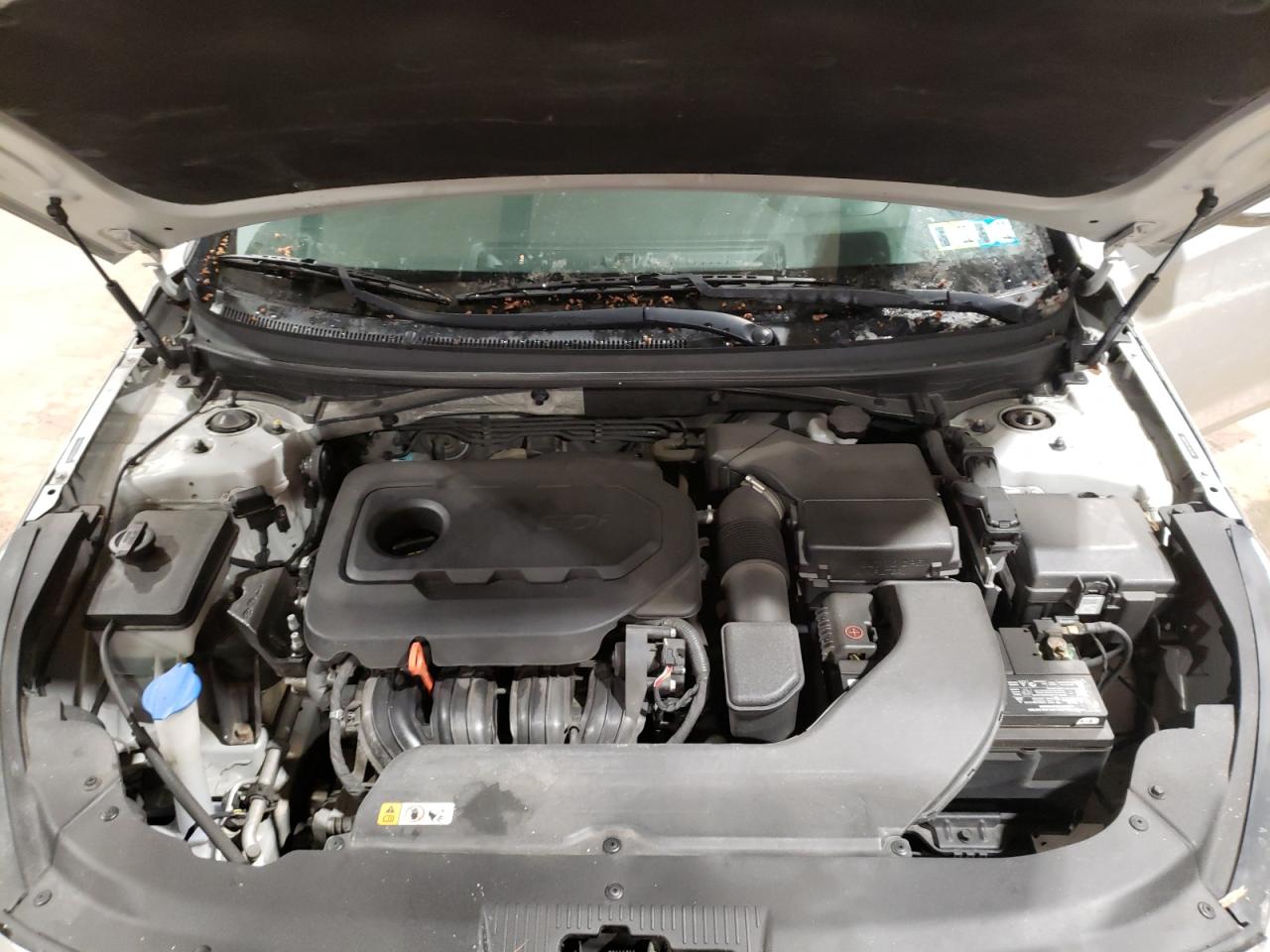 Photo 7 from auction – 2016 HYUNDAI SONATA SE with VIN 5NPE24AF1GH319088