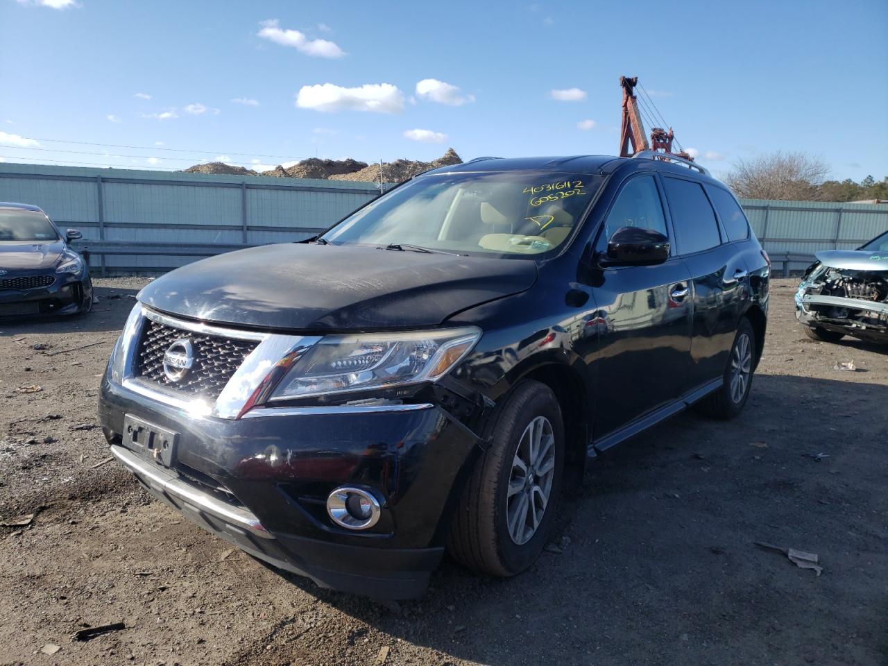 Photo 2 from auction – 2014 NISSAN PATHFINDER with VIN 5N1AR2MM5EC605202