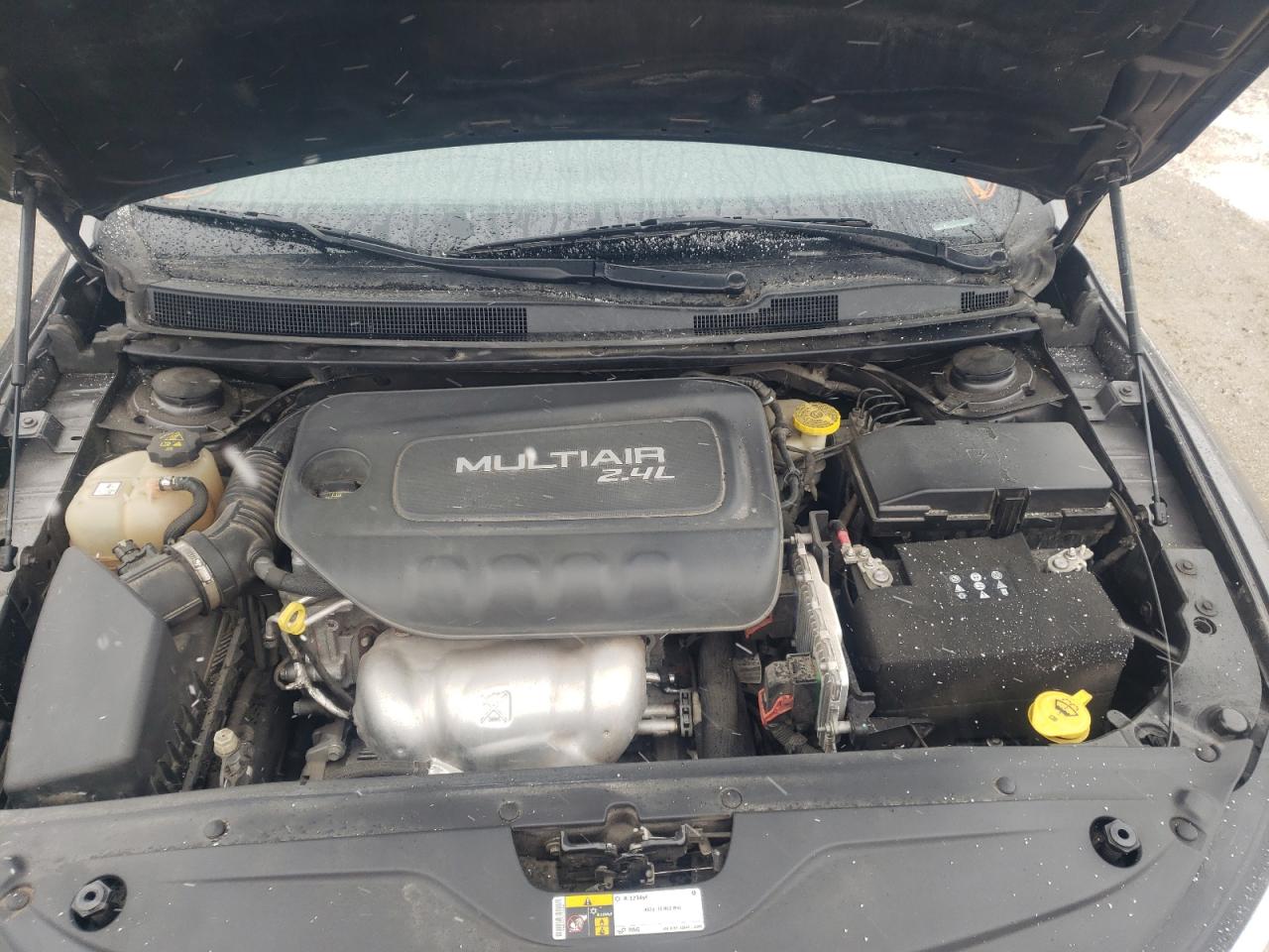 Photo 7 from auction – 2015 CHRYSLER 200 LX with VIN 1C3CCCFB9FN667065