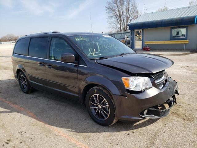 DODGE GRAND CARA 2017 with VIN 2C4RDGCG0HR685678 - Photo from auction